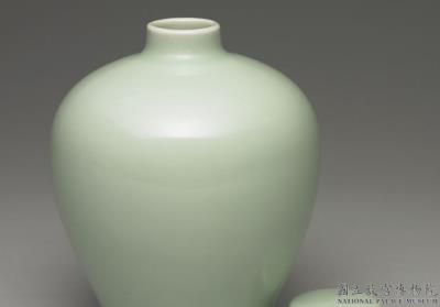 图片[2]-Lidded jar in pale green glaze, Qing dynasty, Yongzheng reign (1723-1735)-China Archive